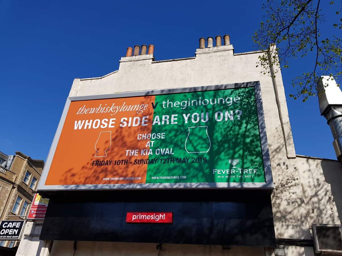 TheWhiskyLounge's tweet photo. 🥃 ⭐️ COMPETITION TIME ⭐️ 🥃

Find our billboard at the Vauxhall Station, London to win...
- London Whisky Weekender VIP tickets
- TWL membership 
- Fever-Tree goody bags 

Take a selfie with your favourite side and tag us (or @The_Gin_Lounge), and #ichoosewhisky or #ichoosegin! https://t.co/TTXbSeOfy7