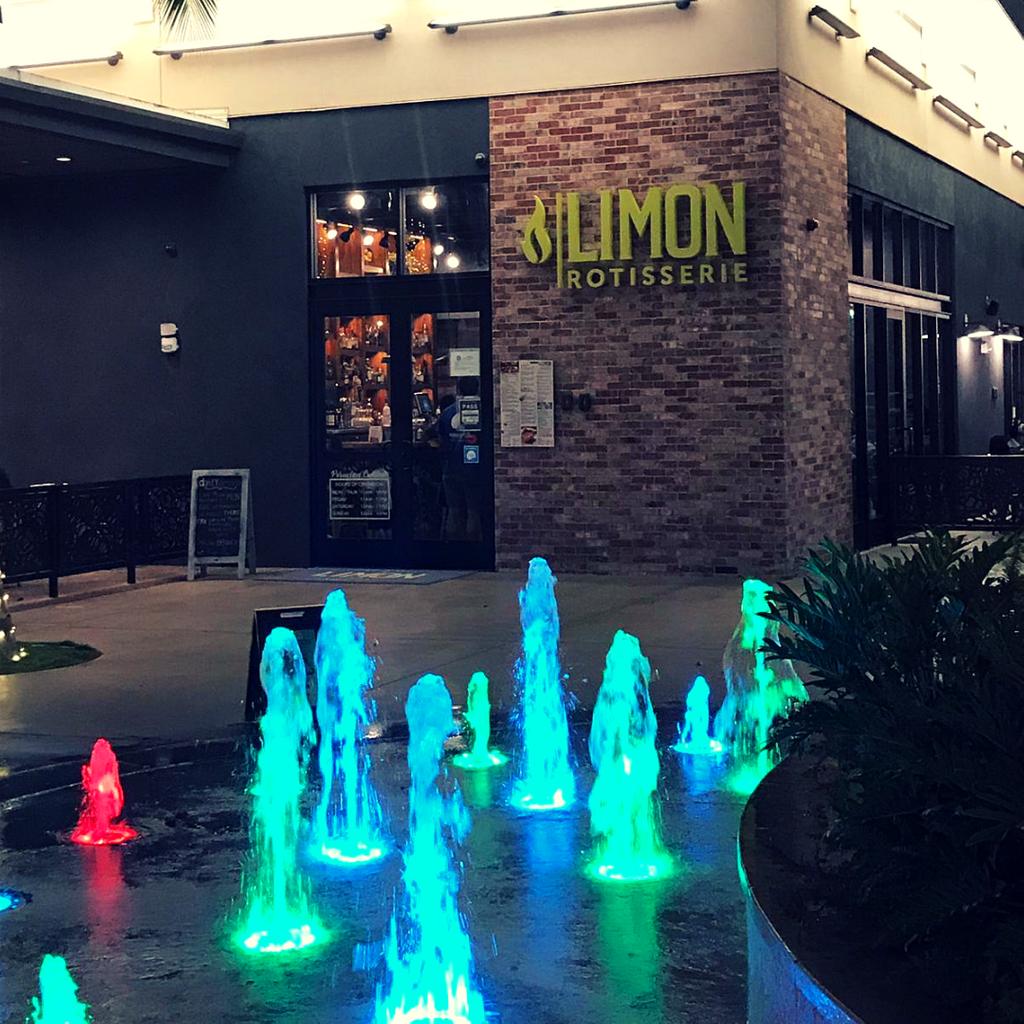 Our Island Limón gets colorful when the sun goes down.
•⁣
#limonrotisserie #limonsf #hawaii #bestfoodsf #buzzfeast #chicken #eeeeeats #foodie #foodiesofsf #foodlover #foodphotography #googlelocalguides #insiderfood #peruvian #sanfranciscoeats #sffoodie #sfguide
