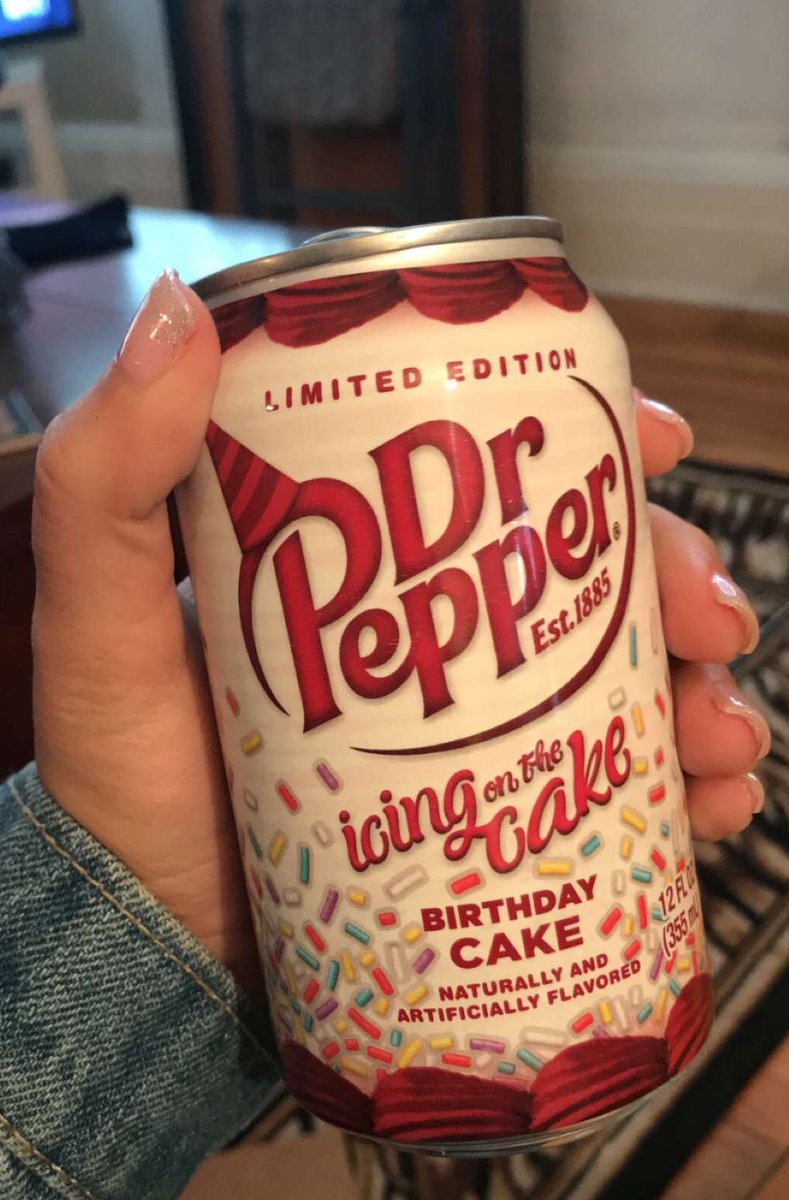 emilyy_theLORAX's tweet photo. shoutout to @drpepper for the early birthday giftβ€οΈ #DrPepperBDAY https://t.co/TuAvT3tiY4