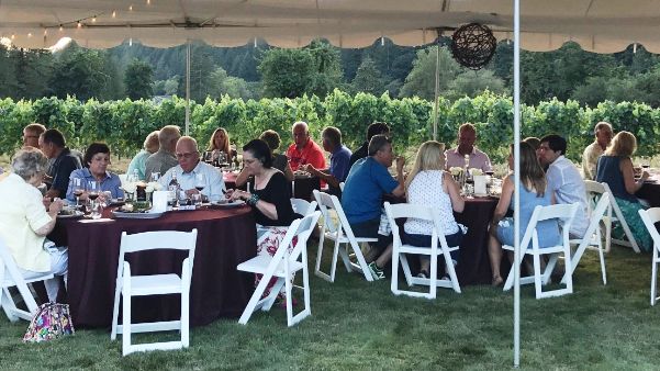 Pomeroy_Cellars's tweet photo. Spring release party - upcoming events - Winemaker Dinner - https://t.co/ZNSdGpFsMX https://t.co/YRbkPkZXvt