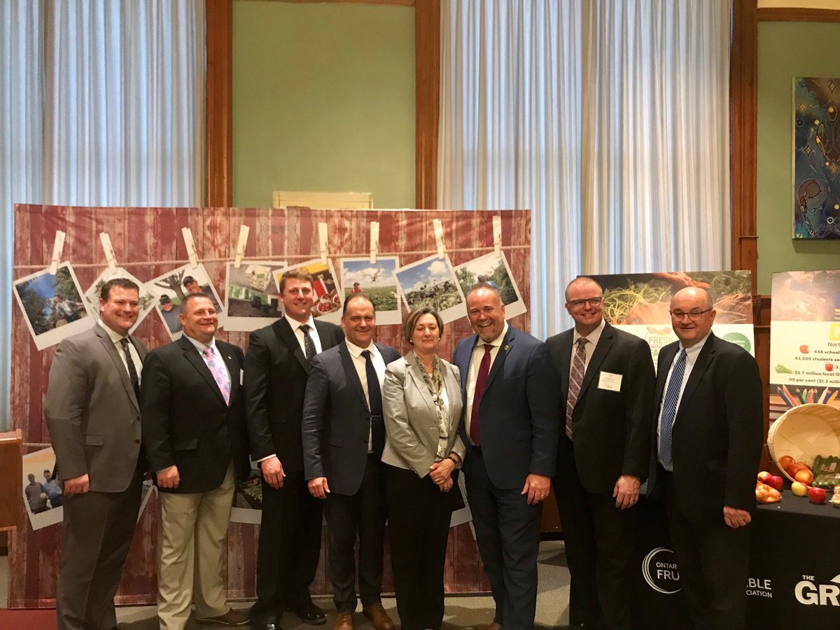 .⁦<a href="/OntFruitVeg/">OFVGA</a>⁩ Great meeting at Queen’s Park with Ontario Fruit and Vegetable Growers. #AGreatPlaceToGrow #onpoli