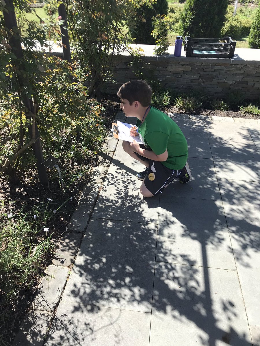 ElizabethBadg15's tweet photo. This mama’s teacher heart is full!  He had to bring a small notepad to take notes on what he found interesting on today’s field trip❤️@LauraMentler https://t.co/EDmakbLZ7x