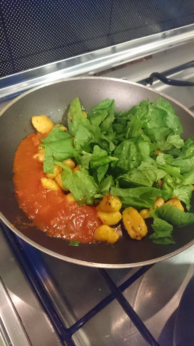 micvarela's tweet photo. @sortedfood and their community, thank you!!! here are some "results". SP gnocchi with spiced tomato sauce, cashews and some spinach, cause, you know, health. https://t.co/mGkkJyttGK