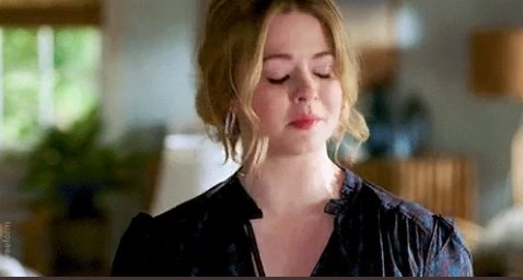 BersabehS's tweet image. My heart totally breaks for Ali, just look how hurt she is?! Emily was Alison's one true love! #PLLThePerfectionists #SaveEmison @SashaPieterse @PLLTVSeries @imarleneking