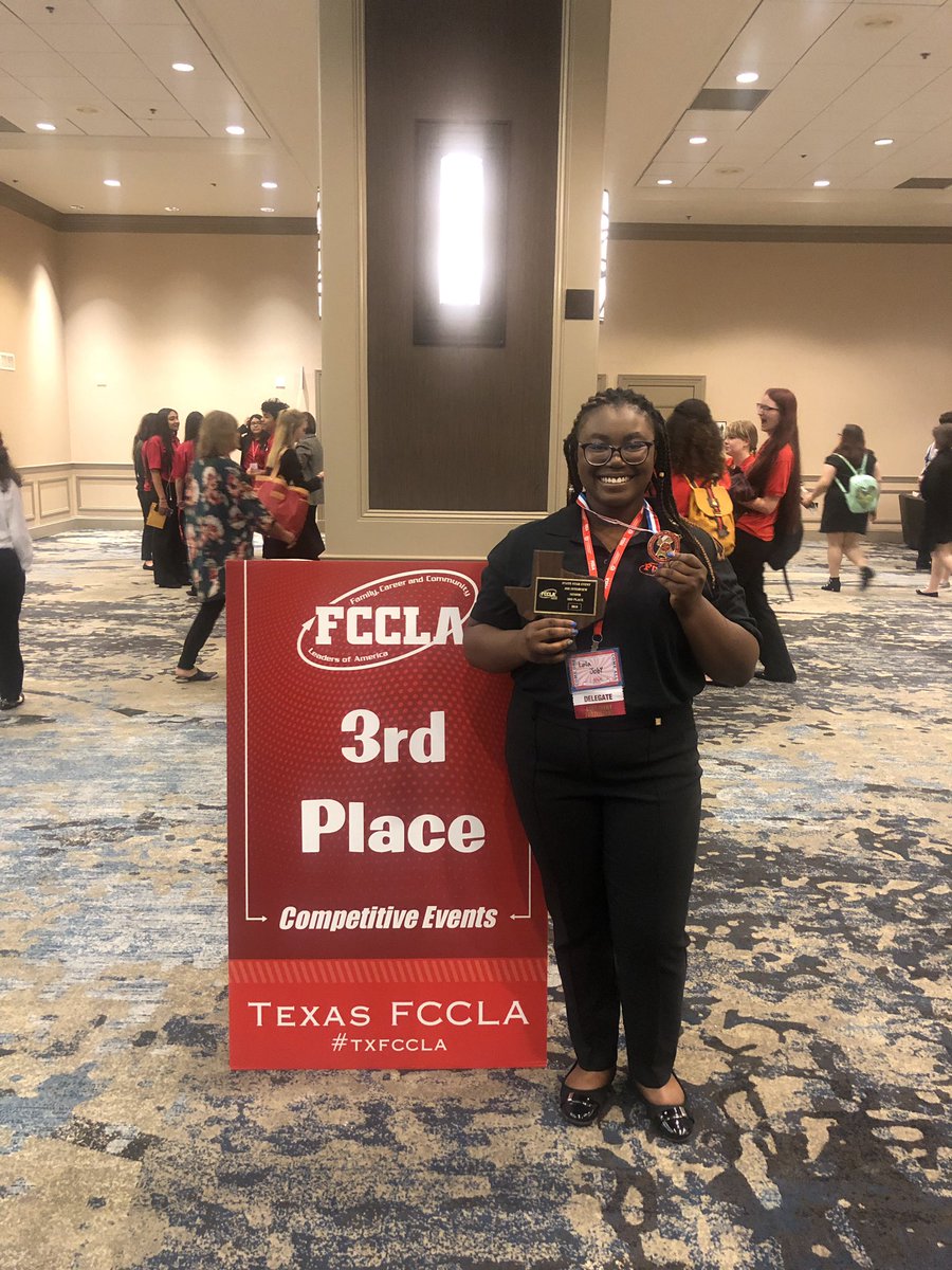 🎉🎉Please join us in congratulating Lola as she has been invited to Nationals this summer!  🎉🎉