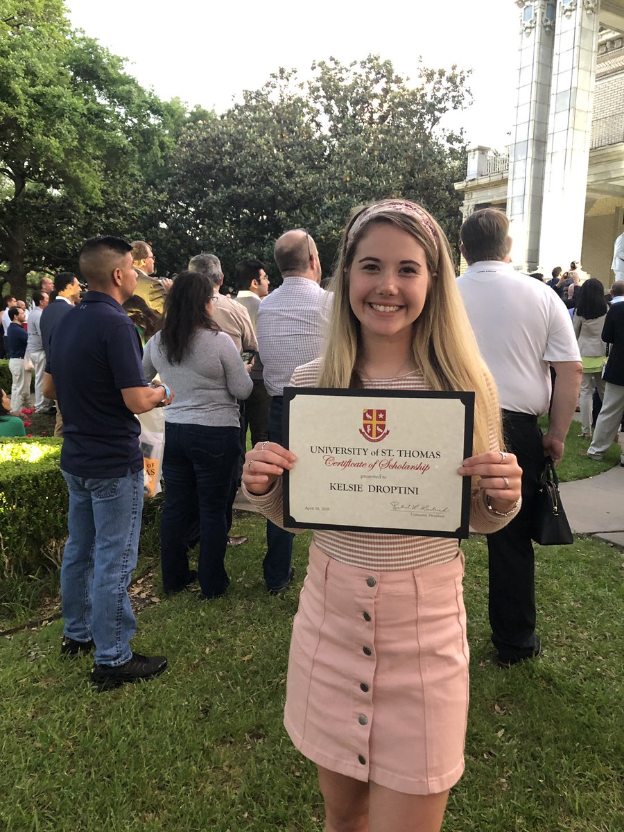 cadroptini's tweet image. Kelsie’s St Thomas Scholarship Banquet #FutureCelts #USTHouston #USTWSoccer ⚽️🏆
