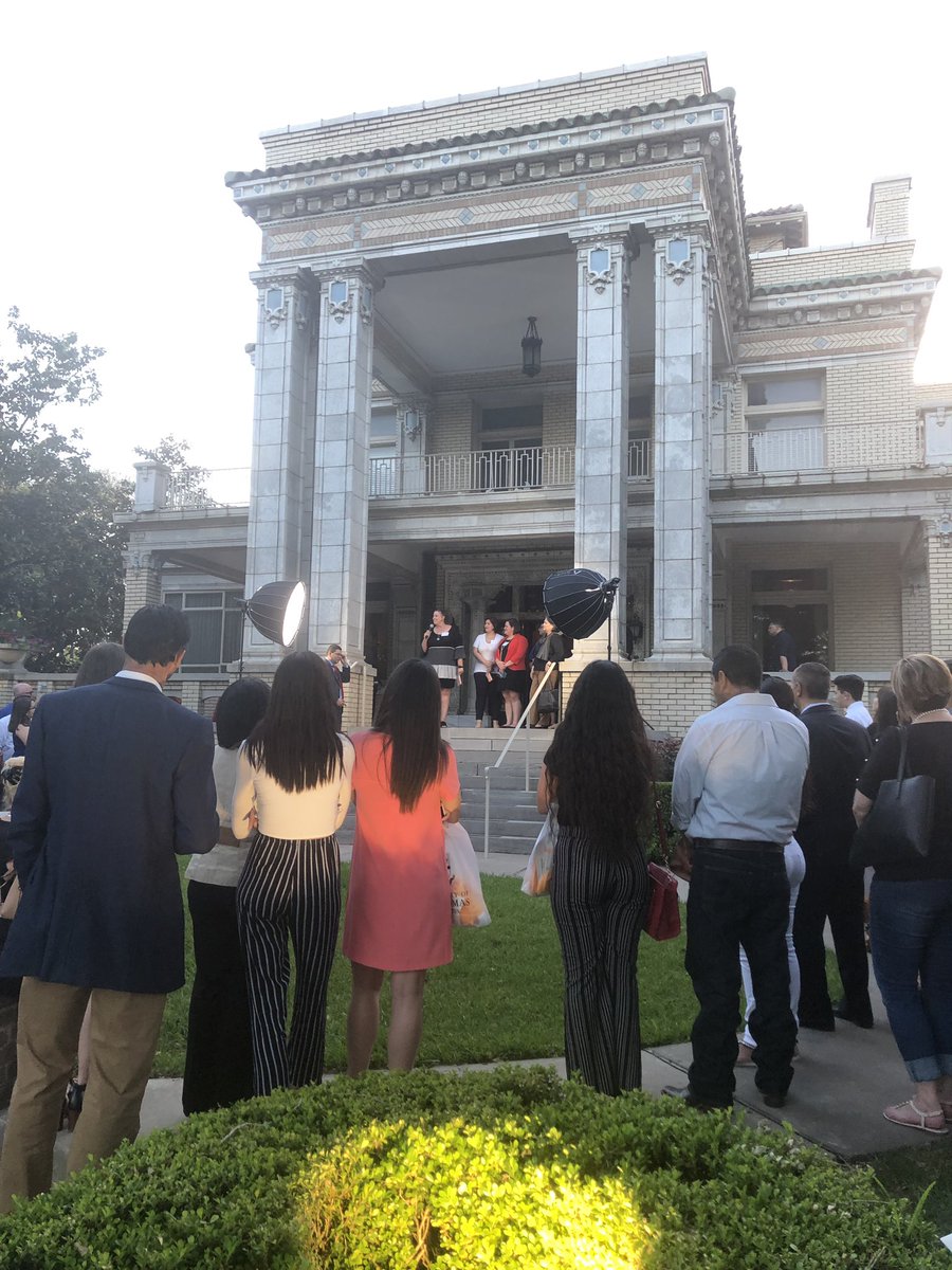 cadroptini's tweet image. Kelsie’s St Thomas Scholarship Banquet #FutureCelts #USTHouston #USTWSoccer ⚽️🏆