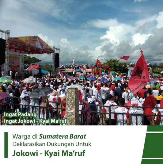 Komangwinda7's tweet photo. wargi d Sumatera Barat deklarasikan dukungannya tuk jkowi - Kyai Ma'Ruf. #SatuNusa01Bangsa #BetawiEmangJokowi https://t.co/WFZv77GGWB