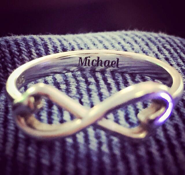 I wear this ring every single day on my left thumb...just another way I keep my brother, Michael,  connected to my heart for eternity. Miss him always, love him forever xoxo #NationalSiblingsDay #KindLikeMike (📷 by <a href="/kevincorey/">KevinC</a>)