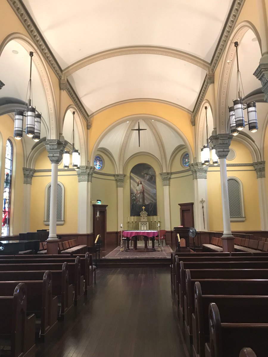 JWheelerDHS's tweet photo. Stop #3 on @mdcrabcrawl: Notre Dame of Maryland University https://t.co/pj905UsrGK