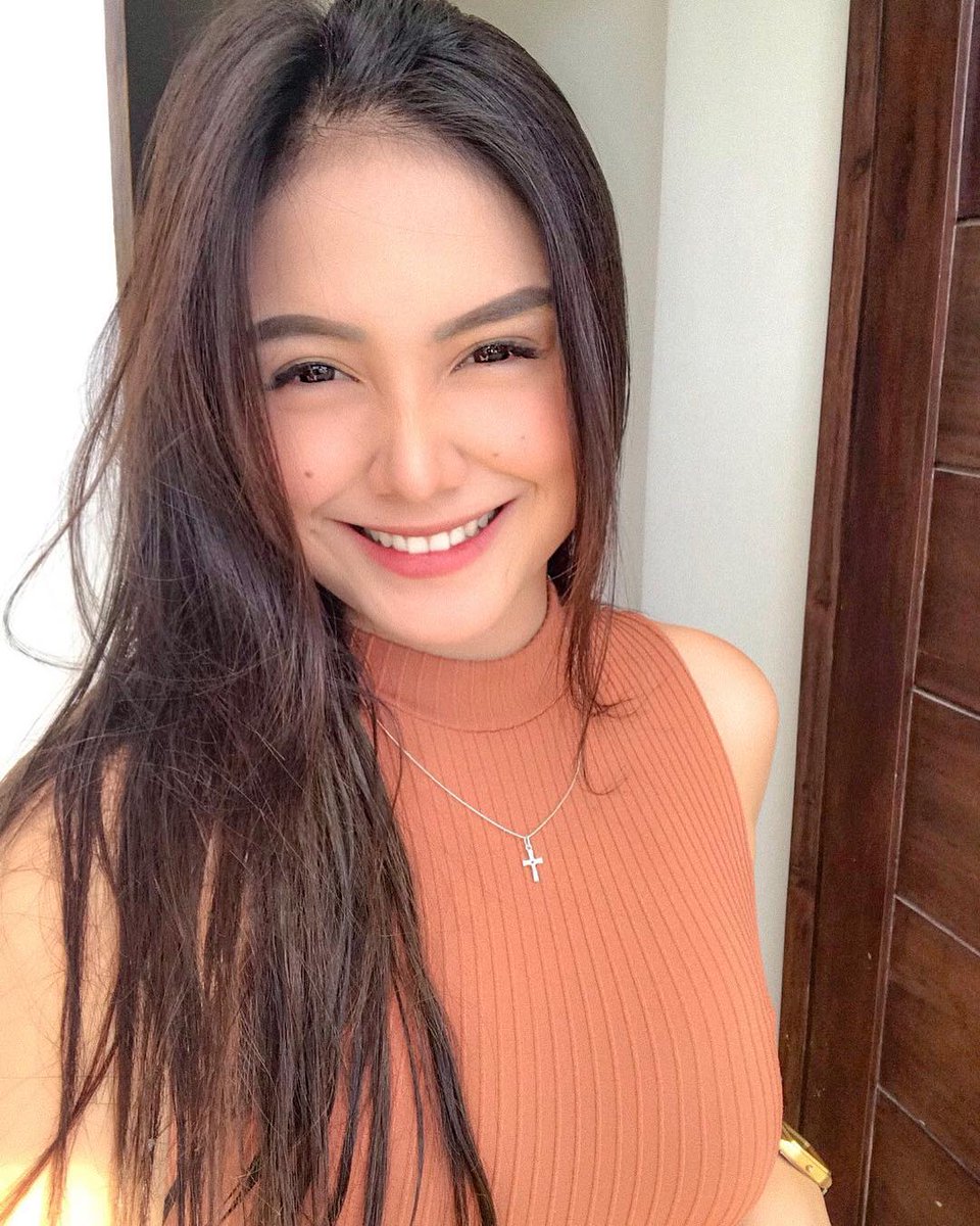 chandra_stevany's tweet photo. pagii..

#TheLionKing #TheLionKing #ParadeAkalSehat #JabarJuaraHiji #MantapPilihPrabowoSandi #SiapPutihkanGBK #AmplopMenteriSeranganFajar #AshleyYoung #McTominay #Messi #Barca https://t.co/iNzIkr1PIT