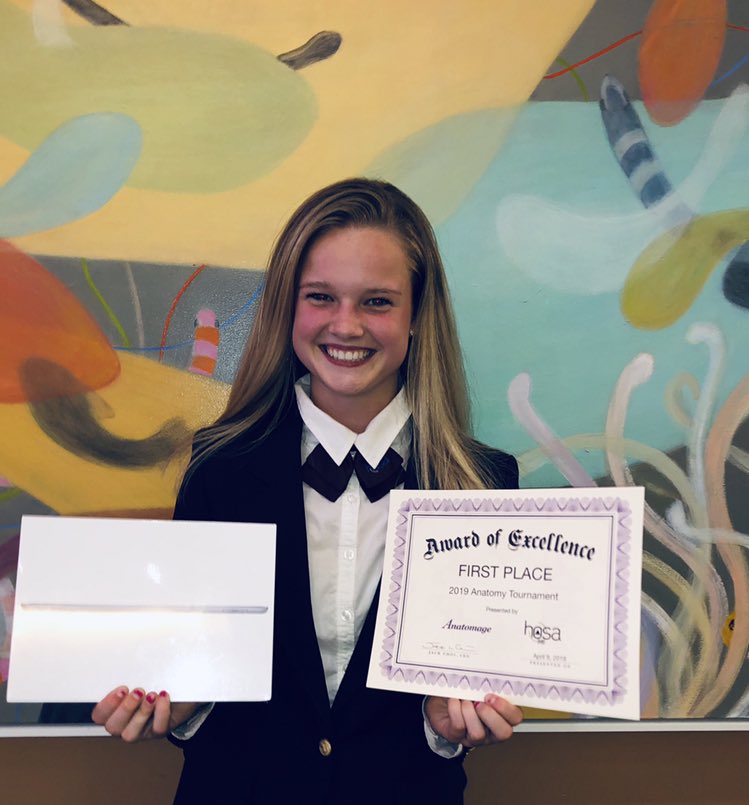 SnowdenMadison's tweet image. Successful day competing at HOSA. Congratulations to all that competed. Lakota West places 1st place in the state Anatomage competition. It was awesome to get to use this new technology. #anatomagetable #freeipads @hosa_lwhs