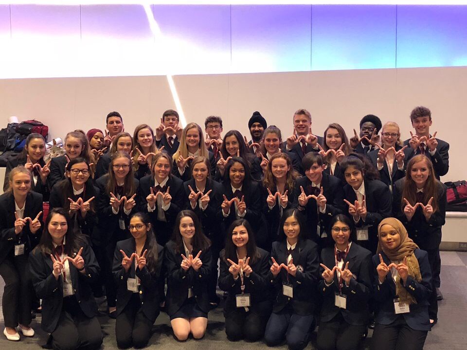 SnowdenMadison's tweet image. Successful day competing at HOSA. Congratulations to all that competed. Lakota West places 1st place in the state Anatomage competition. It was awesome to get to use this new technology. #anatomagetable #freeipads @hosa_lwhs
