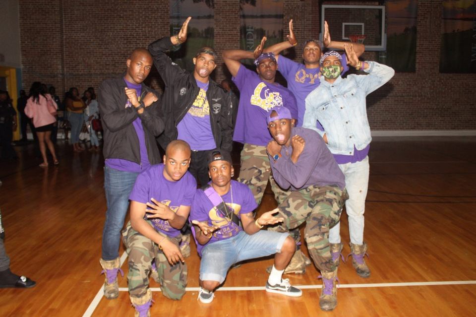 StokelyG4's tweet photo. DAWGTeam! #BossBetaSigma https://t.co/Vmd0Od2Erj