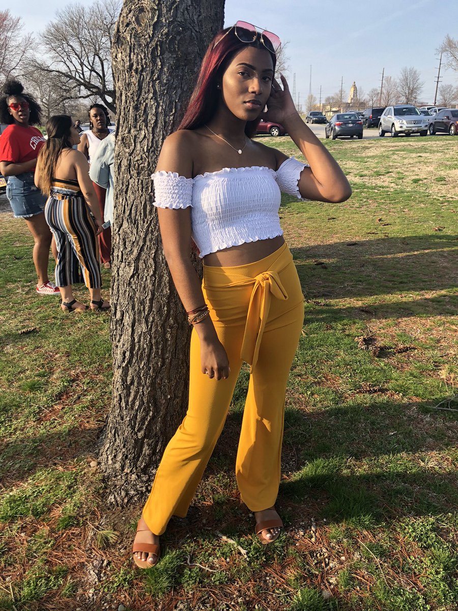 Milly_MACCC's tweet image. No pressure but she still a diamond💛💎