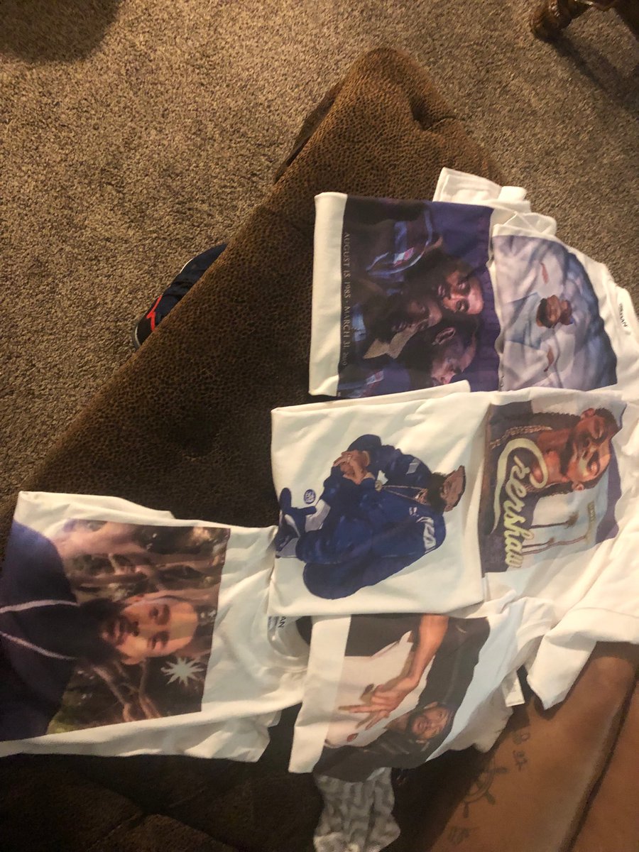 richrollin405's tweet photo. Nip shirts Rip https://t.co/huFb8g9iN0