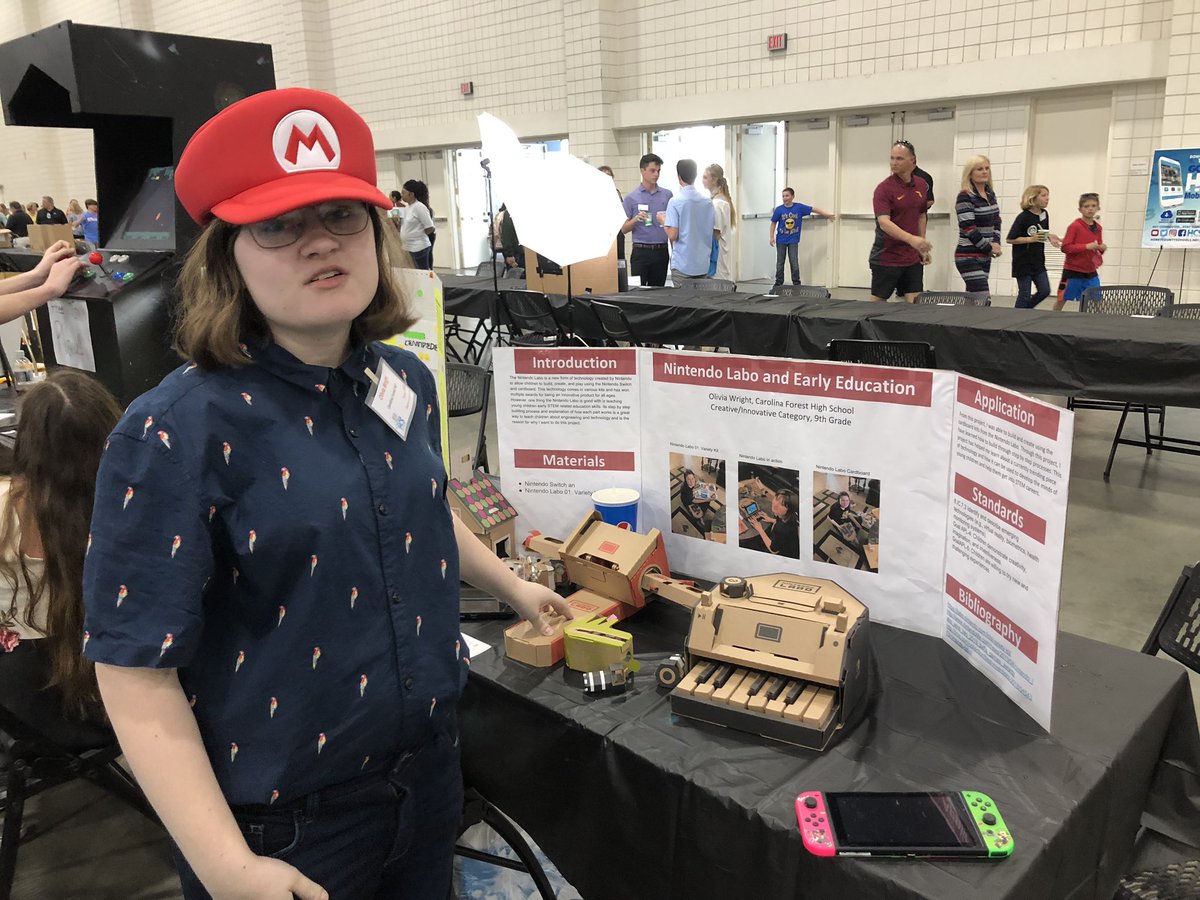 CFHPrincipal's tweet photo. HCS students doing amazing things! We saw some amazing entries at the #HCSTechFair https://t.co/Ia9bNteKdF