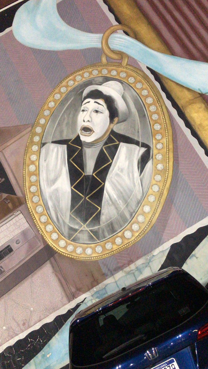 mynamescort's tweet photo. I don’t know why this mural of #MarioLanza reminds me of @MikeWTrapp but it does, so there. https://t.co/N4ckSD5Qj2