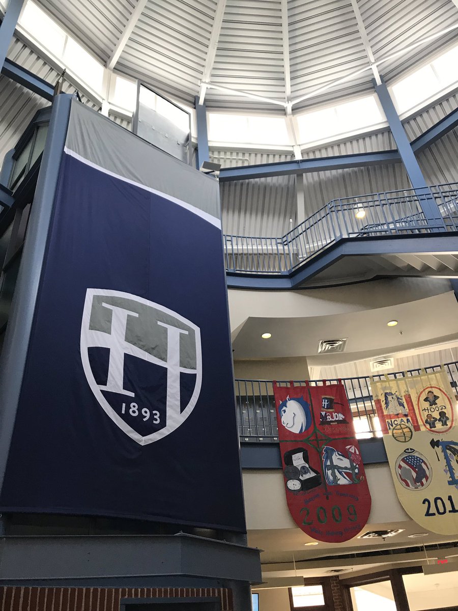 JWheelerDHS's tweet photo. Stop #8 on @mdcrabcrawl : Hood College https://t.co/v3RbKFlUnt