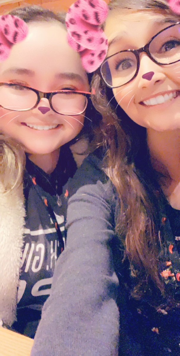 Vanessa Santiago tweet media