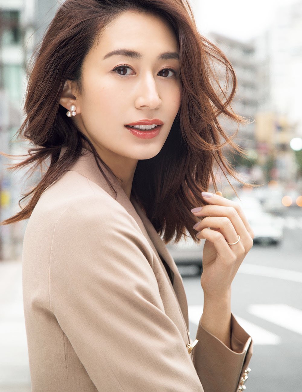 なお Onaco よくtwitterプロモにでてくるveryモデルの神山まりあ 面長 目と目が近い求心顔 顔幅が狭い 鼻が横にも縦にも大きく鷲鼻 口が大きい つまり 男性的な特徴を寄せ集めている でも 美人でモデル 何故そう見えるのか 研究 なお Onaco よくtwitterプロモにでてくるveryモデルの神山まりあ 面長 目と目が近い求心顔 顔幅が狭い 鼻が横にも縦にも大きく鷲鼻 口が大きい つまり 男性的な特徴を寄せ集めている でも 美人でモデル 何故そう見えるのか 研究