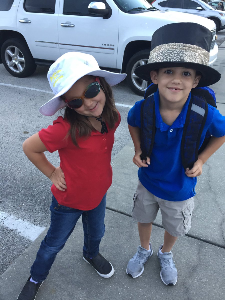 mrs_roig's tweet image. Hat day at @Pathways_Elem for #SELebrationWeek 💜 @sel_vcs @SDteach3