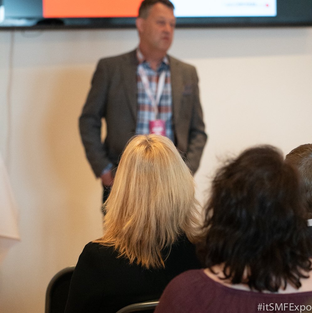 itSMFSweden's tweet image. Support i centrum för modern tjänsteleverans! Viktigare än någonsin? Peter Hero belyser frågan! #itsmfexpo #support #ServiceStrategy