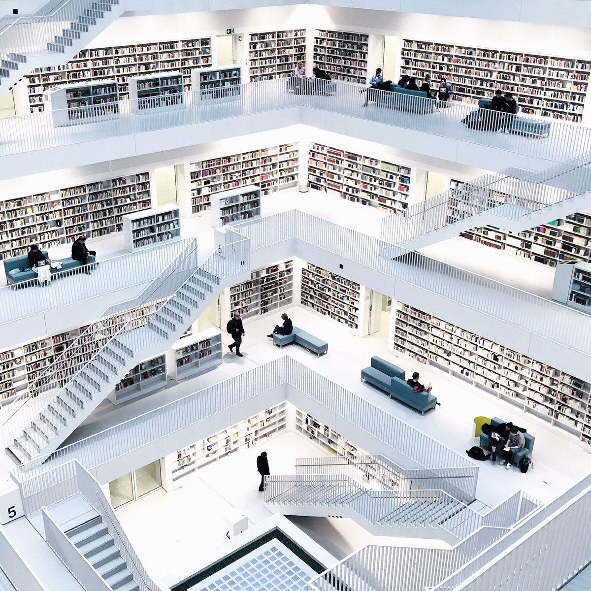 SimoneBraeu's tweet photo. "I have always imagined that Paradise will be a kind of library.“ - Jorge Luis Borges

#StadtbibliothekStuttgart #library #books #booklover #architecture #stuttgartlibrary #architecturephotograghy https://t.co/6QHMfzqS7P