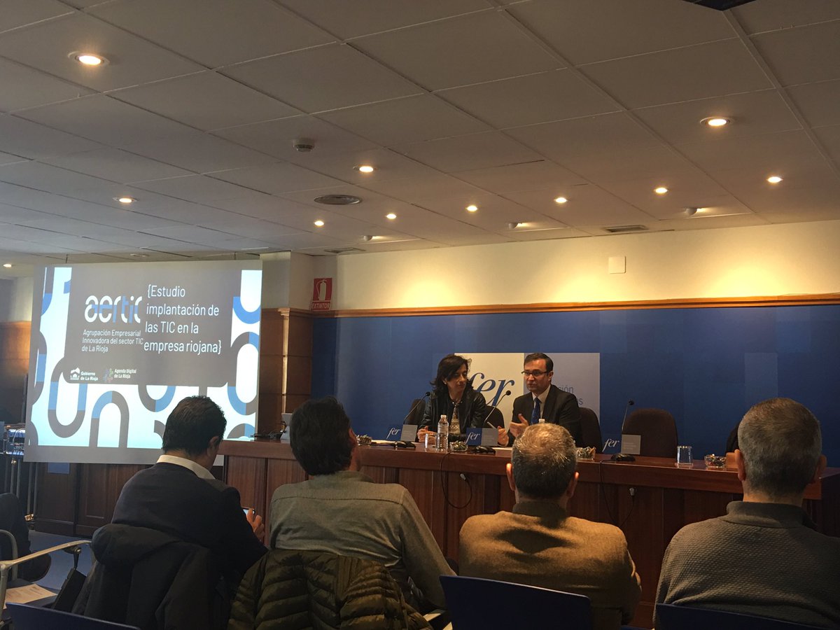eapyme's tweet photo. Hoy participamos en la presentación del informe de @AERTIC sobre la transformación digital en La Rioja. Muchas gracias por contar con nosotros !! https://t.co/CQCynGSqSU