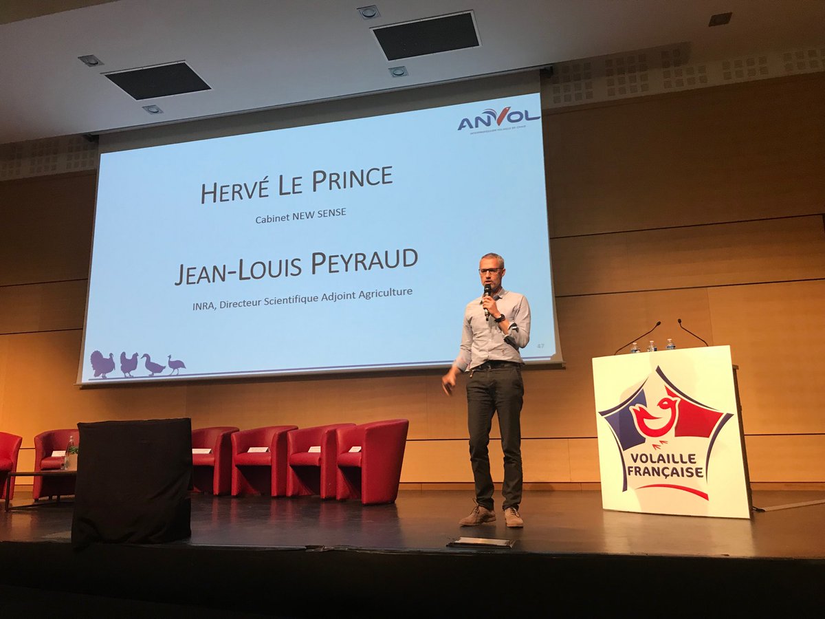 yanneboloh's tweet image. #anvol apres la crise environmental est arrivée la crise des mouvements anti viande : malgré une consommation humaine depuis 3 millions d’annes