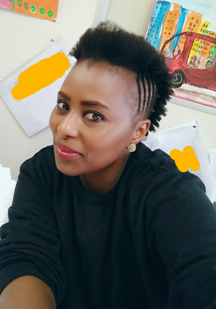 phindi_miya's tweet photo. Work mode
#naturalhair #Blackisbeautiful #skincare #naturalhairstyles #naturalhair https://t.co/ArmTDjIMII