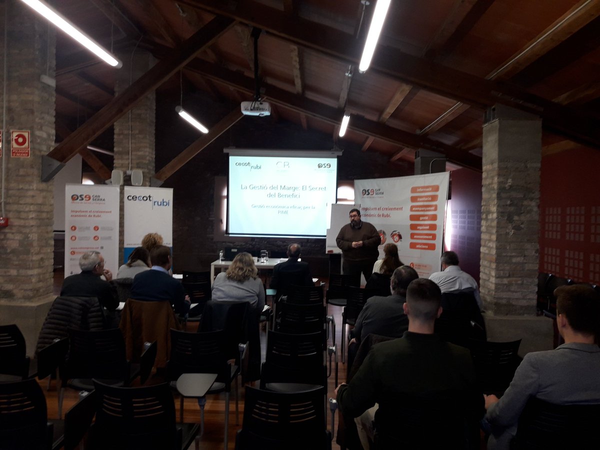 Comencem l'acte a <a href="/rubiempresa/">Rubí Empresa</a> sobre: La gestió del marge. El secret del benefici, amb Sebastià García <a href="/PatronalCecot/">Patronal Cecot</a>