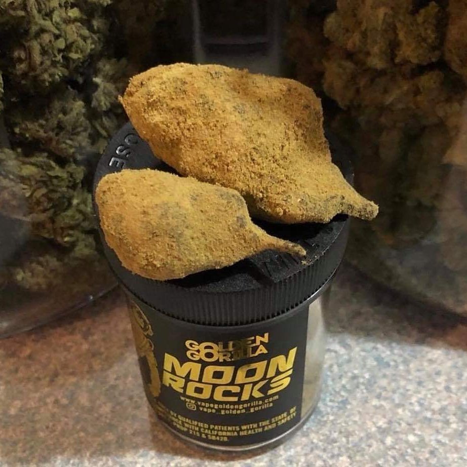 Hansblik2's tweet photo. Moon rocks for this weekend . #gethigh #weedstagram #blunts #oil #lighter #kushjoint #pot #medicalmarijuana #bong #bongs #hash #stoners #haze #weedgirls #weeds #smokeweed #weedgram #girls #wakeandbake #weedlife #rawlife #art #stonergirl #vape #moonrock #letsgethigh #weedmaps https://t.co/0HgxjKOZkA
