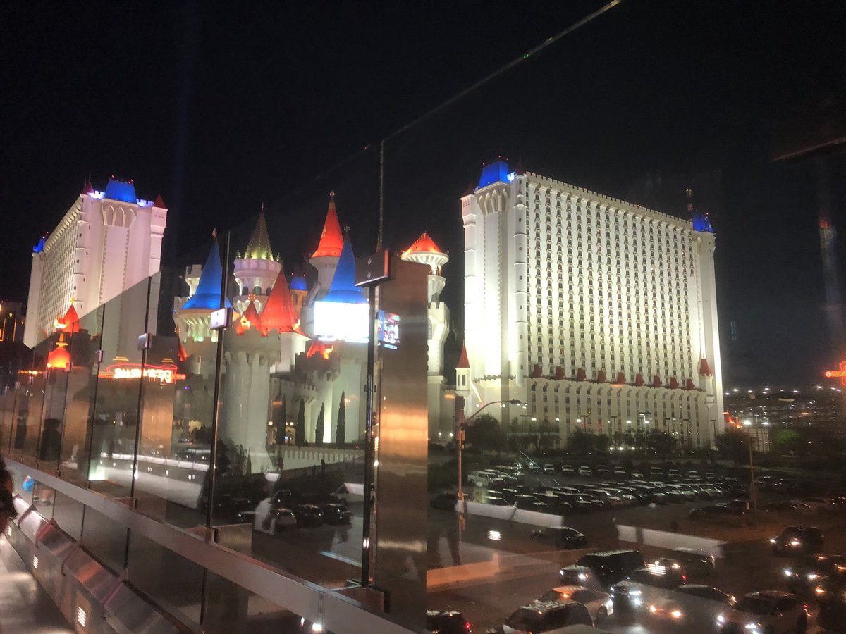 BearNewStories's tweet photo. Bonus day in Vegas! #bearstakeonvegas #NextLevelJMS #MaybeYoureOneofUs https://t.co/TUVSXg6Sjl