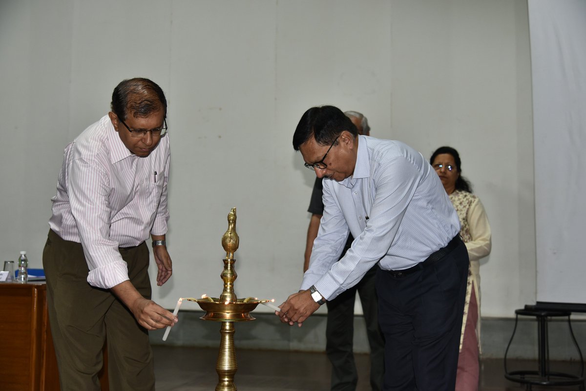 IIMAhmedabad tweet picture