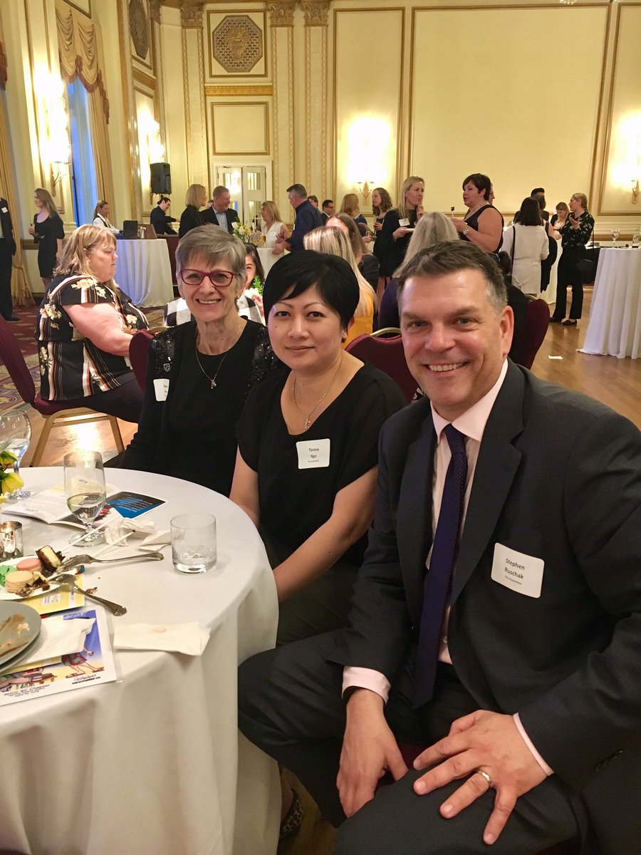 MarydaCosta5's tweet photo. @WICCBC awesome time with old and new friends at the WICC Spring Casino night. https://t.co/8HDyIQf8us