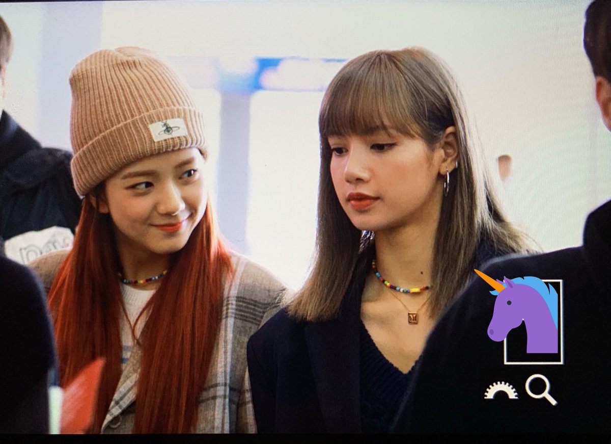 Lisa_ForReal's tweet photo. #리사 
#LISA 
#블랙핑크    
#BLACKPINK    

190411 https://t.co/w60ZYO5LAd