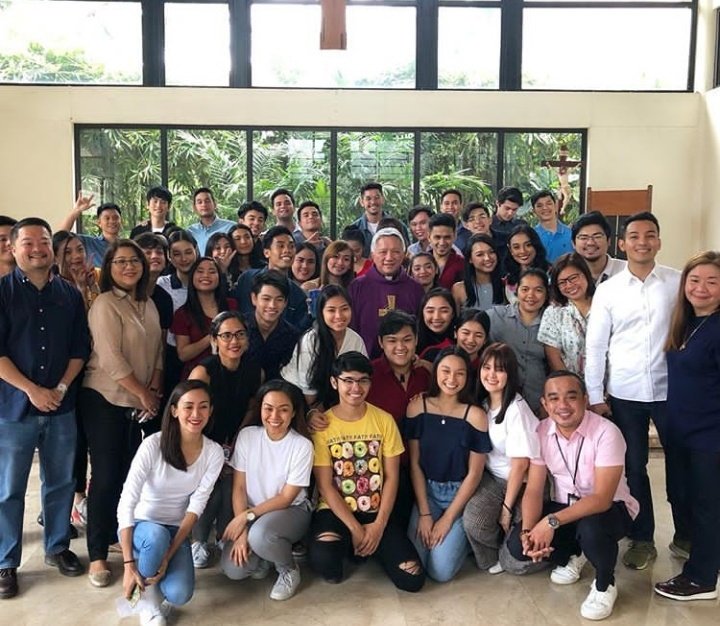 charmgarcia4's tweet photo. Pbb teens batch 1 Pbb adults batch 1
United 

#HappiLIE5thMonthSary https://t.co/642KJMSWS4