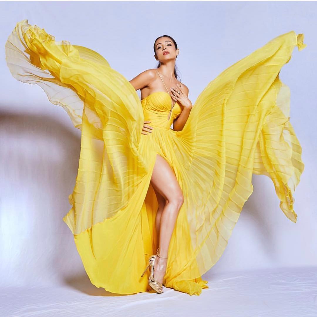 igbollywood's tweet photo. Happy Thursday 💛

#MalaikaArora #thursdayvibes https://t.co/EStNvV94fa
