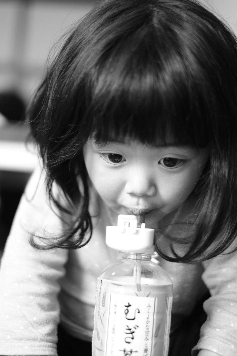 ট ইট র 藤田和俊 姪っ子 気の強い子で 口癖のように ダメ と怒る 笑 写真を見せたら首を振られてokをもらえず じゃあ一番いい顔してよと言ったら三枚目のくしゃくしゃ 笑顔 おじさんにしたら 全部 かわいいのだけど