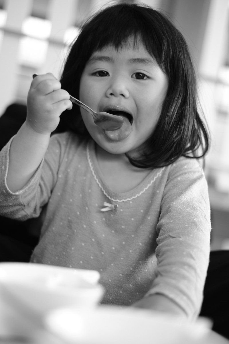 ট ইট র 藤田和俊 姪っ子 気の強い子で 口癖のように ダメ と怒る 笑 写真を見せたら首を振られてokをもらえず じゃあ一番いい顔してよと言ったら三枚目のくしゃくしゃ 笑顔 おじさんにしたら 全部 かわいいのだけど