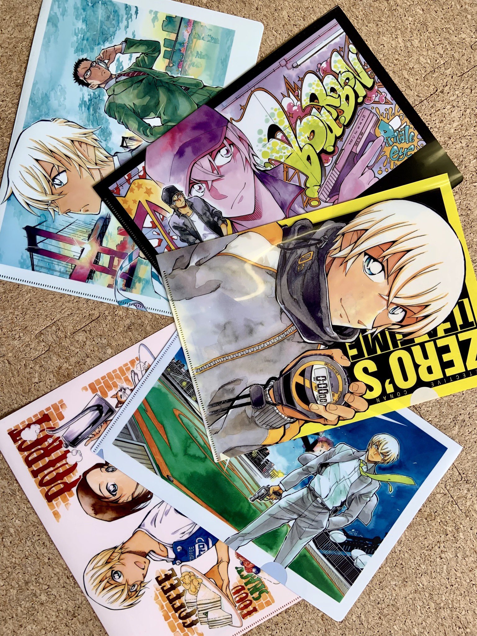 新井隆広 10 18二巻発売 宣伝もう一点 デザイナーさんと編集さんがカッコいいクリアファイルを作ってくださいました なんでもサンデー掲載時より特別なインクを一種類多く使って印刷してくださったようで色のにじみや肌色がとても綺麗に出 新井隆広 10 18二巻発売 宣伝もう一点 デザイナーさんと編集さんがカッコいいクリアファイルを作ってくださいました なんでもサンデー掲載時より特別なインクを一種類多く使って印刷してくださったようで色のにじみや肌色がとても綺麗に出