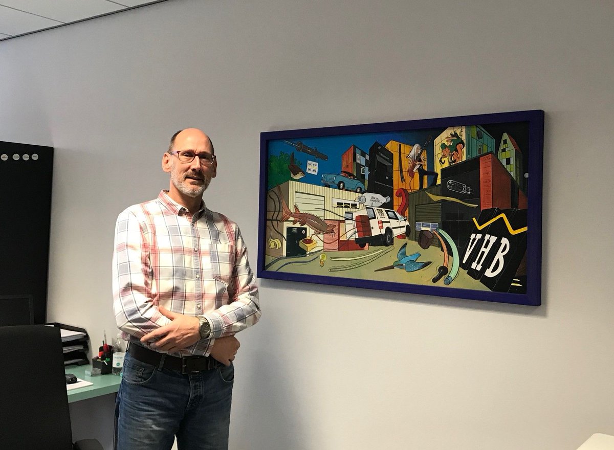 “Elektrotransfer is een daadkrachtige samenwerking waar een goed rendement uitkomt!” Dit en meer vertelt Jan Berkman van  V.H.B. Elektro Service B.V. uit Barendrecht in deze klantcase buff.ly/2WIsyRi  
#elektrotechniek #installatietechniek #klantcase
