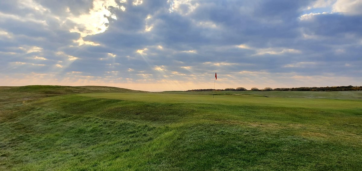 pmrgolfer's tweet photo. What a photo. #MYcourse https://t.co/I2y8djB7s4