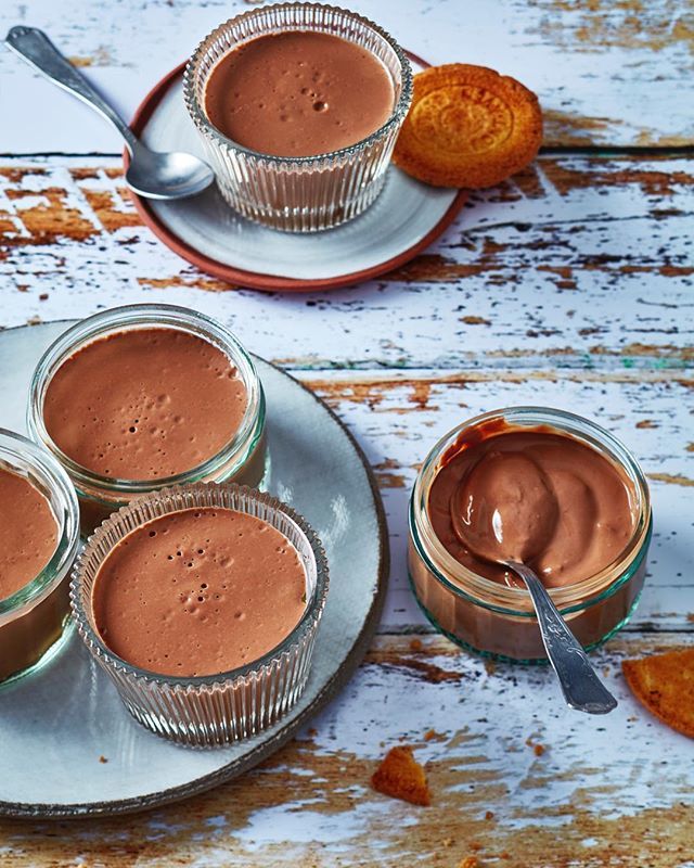 gillespudlowski's tweet image. Pour ce matin ou cet après midi, je vous suggère cette crème onctueuse au chocolat #produitslaitiers 📸 #aroche #abretin #cniel #foodphotography #foodblogger #foodlover #eat #foodforthought #yummy #amazing #foodpics #foodstagram #instagood #photoofthe… bit.ly/2uZ8ltO