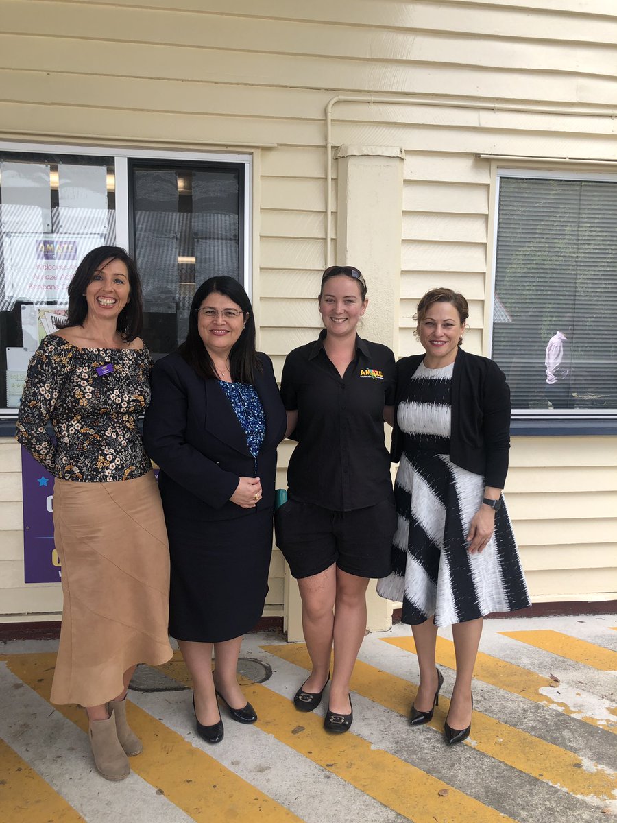 AmazeEducation's tweet photo. Proud to show off #Amaze #BrisbaneCentralOSHC to Ministers @JackieTrad &amp; @gracextwo . The children were delightful &amp; Deputy Premier read a story. Great opportunity to discuss Labor’s commitment to 4yrs of kindy funding, upgrades to BCSS playgrounds, 3yrold kindy, OSHC funding. https://t.co/f3BMr95Ixw