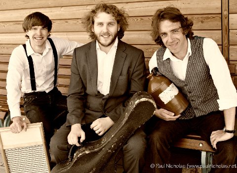 The Rumblestrutters bring you feel-good blues, jazz and ragtime of the Prohibition era! The band’s vivid evocations of the music of the 1920s &amp; ‘30s has earned them a reputation as one of the most authentic roots bands around!
<a href="/ChapelArtCentre/">Chapel Arts Centre</a> | TOMORROW | bit.ly/2HYNzlw