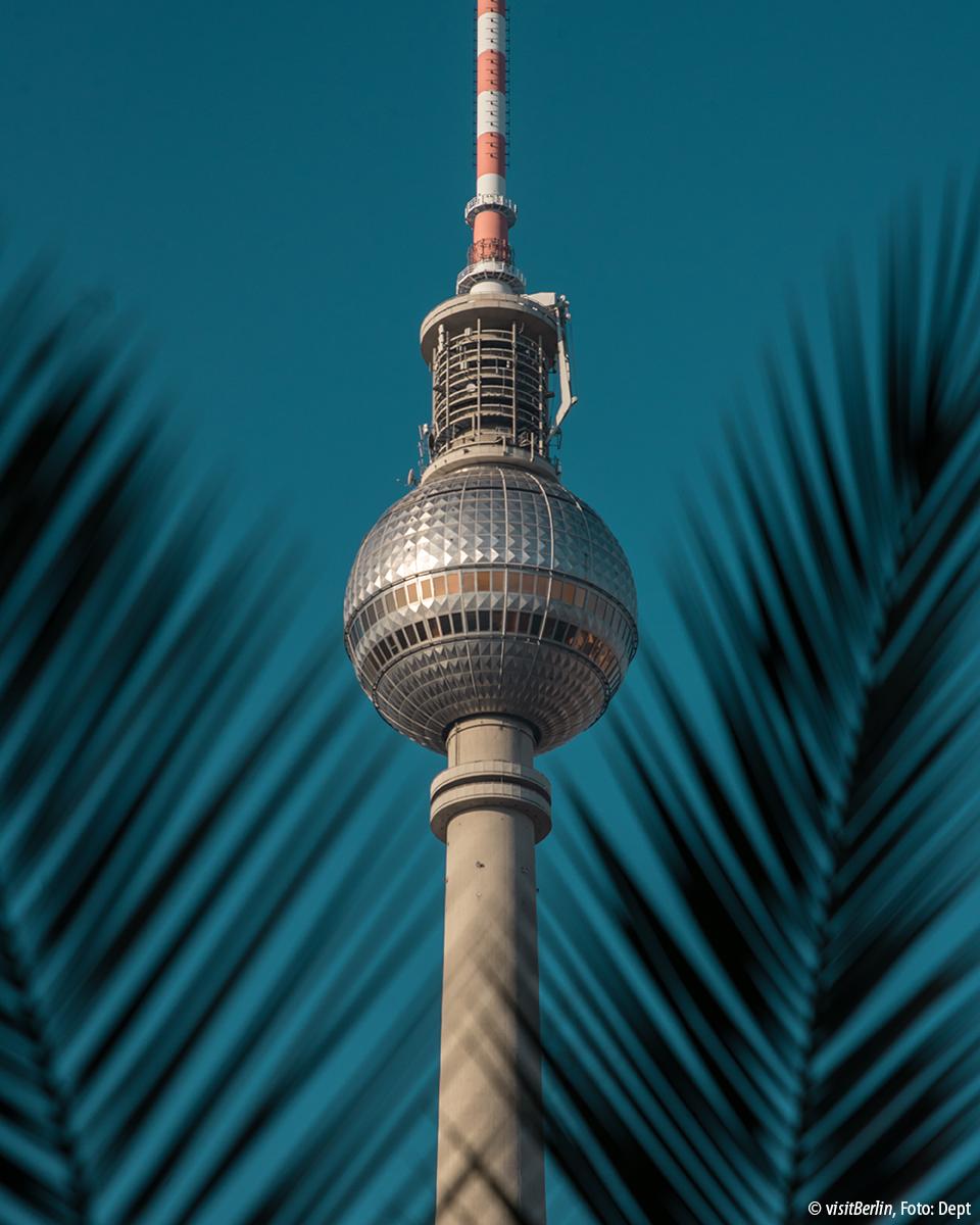 BerlinTourism's tweet image. Check out these #Berlin tips by @ECContessa! 😃 #BerlinWelcomeCard 
➡️ bit.ly/2Iini2X