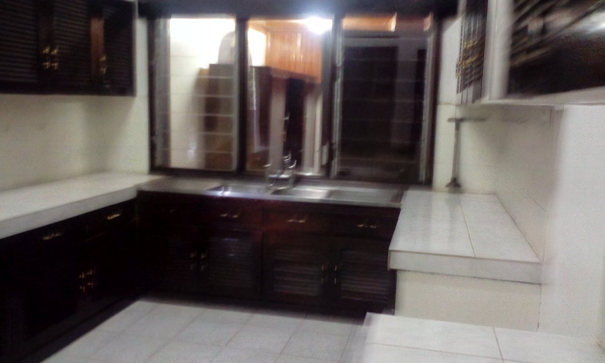 lantanagents's tweet photo. The living is easy  in this #4Bedroom bungalow set on 1. Acre of a well maintained evergreen garden with trees in #lowakabete.Lounge is on a stepdown with a fireplace opening onto patio, separate dinning, 2 sets of  kitchens one large with pantry,toilet &amp; dhobi area. #rent 350 https://t.co/5IHeNCJJfx