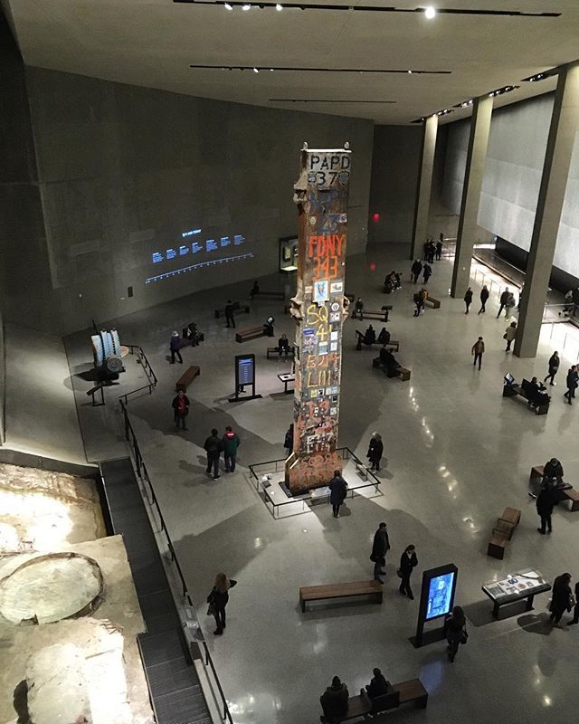 mi_travesia's tweet photo. Si pasas por #NYC no dejes de visitar el 9/11 Memorial. Es realmente impresionante y conmovedor el museo. Está dividido en el antes, durante y después, cubriendo así este lamentable evento histórico! Costo $15 #usa #nyc #memorialmuseum911 #memorial #trip… https://t.co/Wyglc33tt1 https://t.co/sUNth19yQY